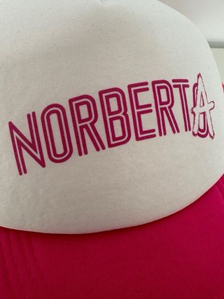 Gorra promocional película Norberta