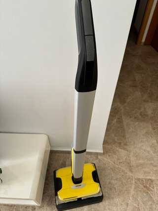Karcher FC7 Aspiradora friegasuelos