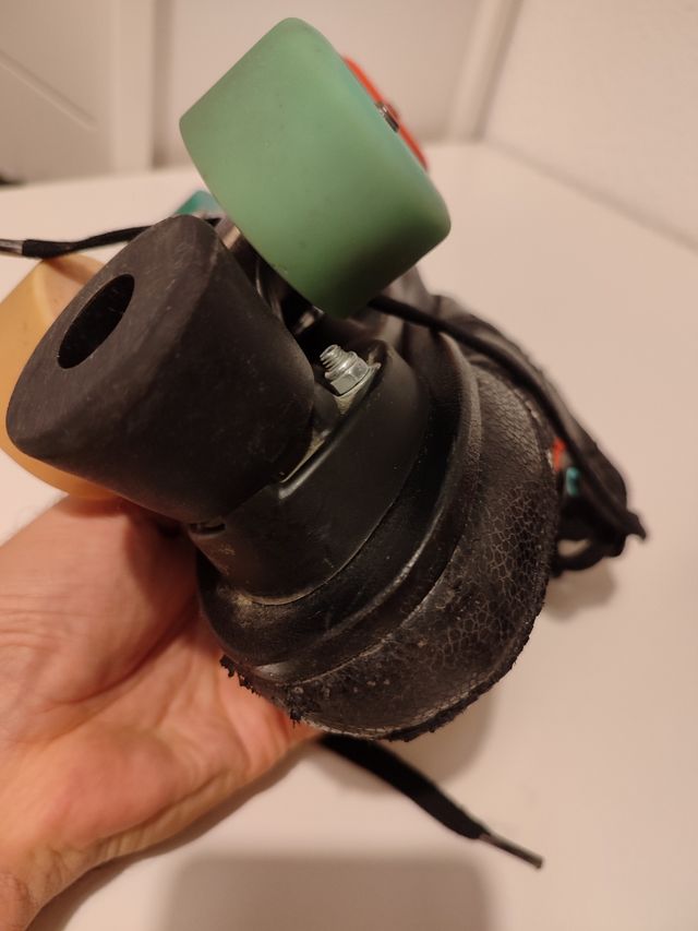 Patines 4 ruedas número 35