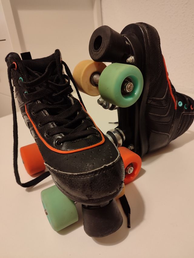 Patines 4 ruedas número 35