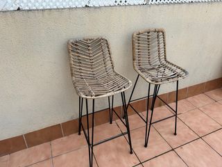 Taburetes altos ratán