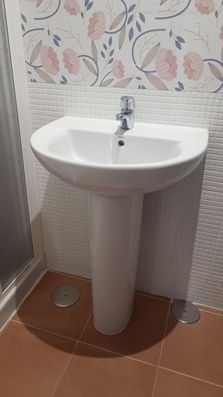 Kit lavabo pie y grifo