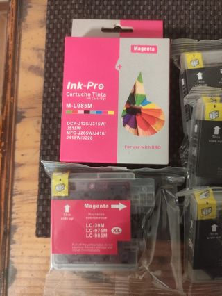 Tintas de impresora HP y brother 
