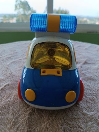 Linterna coche juguete