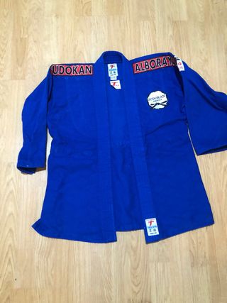 Kimono de judo axul