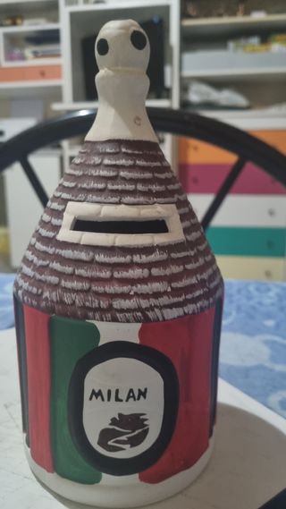 Salvadanaio trullo milan