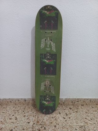TABLA DE SKATE NUEVA (lo demas de regalo)