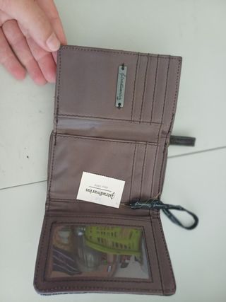 Cartera stradivarius