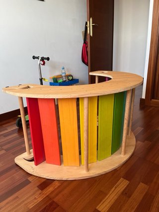 Balancin Waldorf artesanal. Madera de pino
