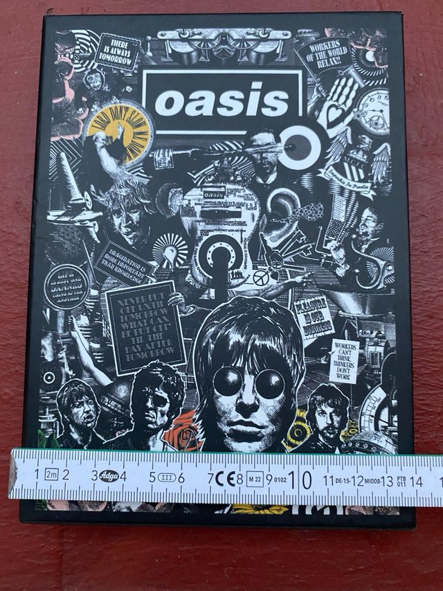 DVD Oasis “Lord Don’t Slow me Down”