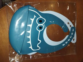 Babero de silicona para bebés