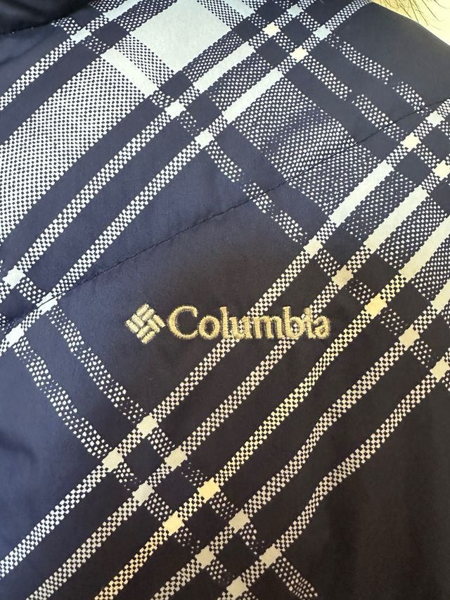Plumas Columbia