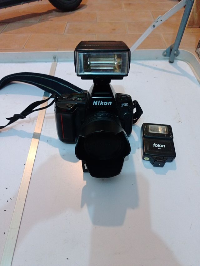 Cámara Nikon Reflex F90