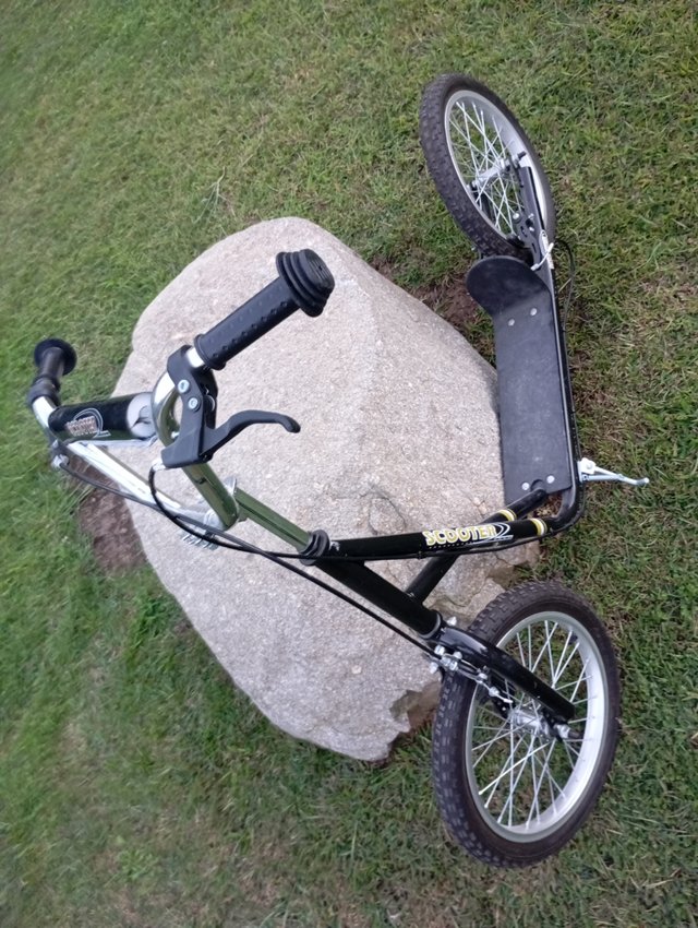 Scooter ruedas de inflar con frenos