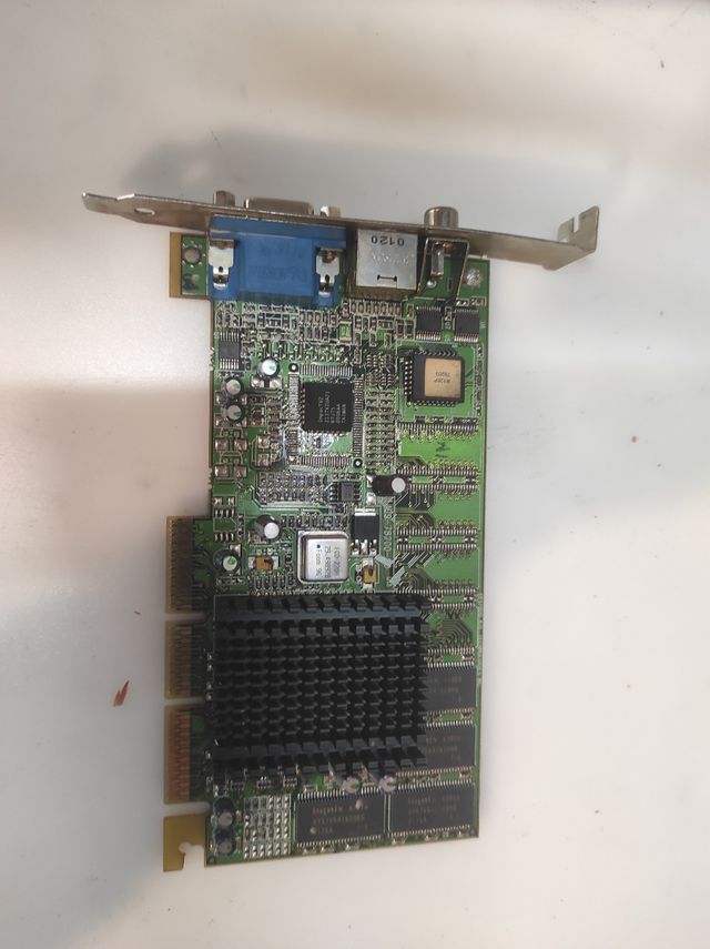 Tarjeta gráfica RETRO ATI rage 128 pro