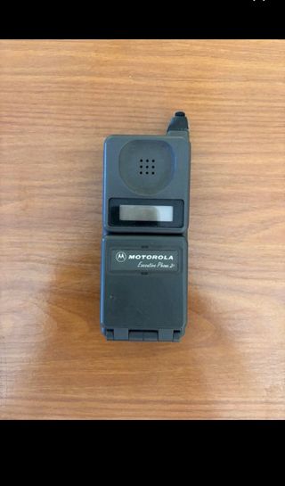 Telefono motorola antiguo