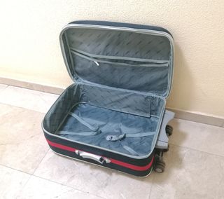 Maleta mediana baratísima!