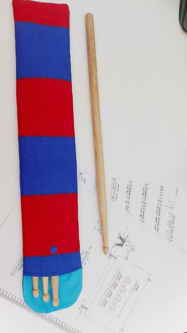 Mochils Bolsa con funda porta baqueta o flauta