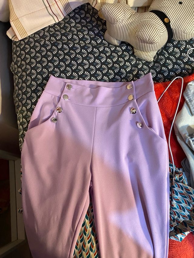 pantalones morados campana