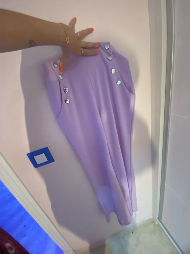 pantalones morados campana