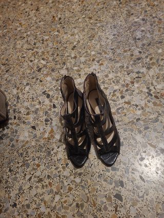 Zapatos de fiesta. Tacón 
