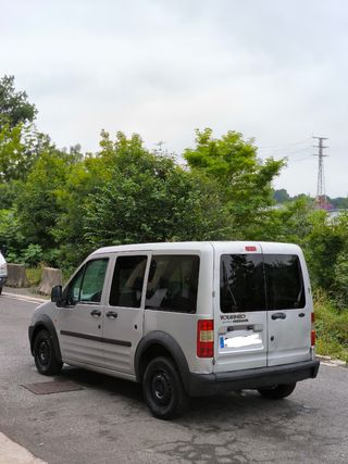 Ford Tourneo Connect 2005