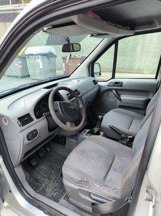 Ford Tourneo Connect 2005