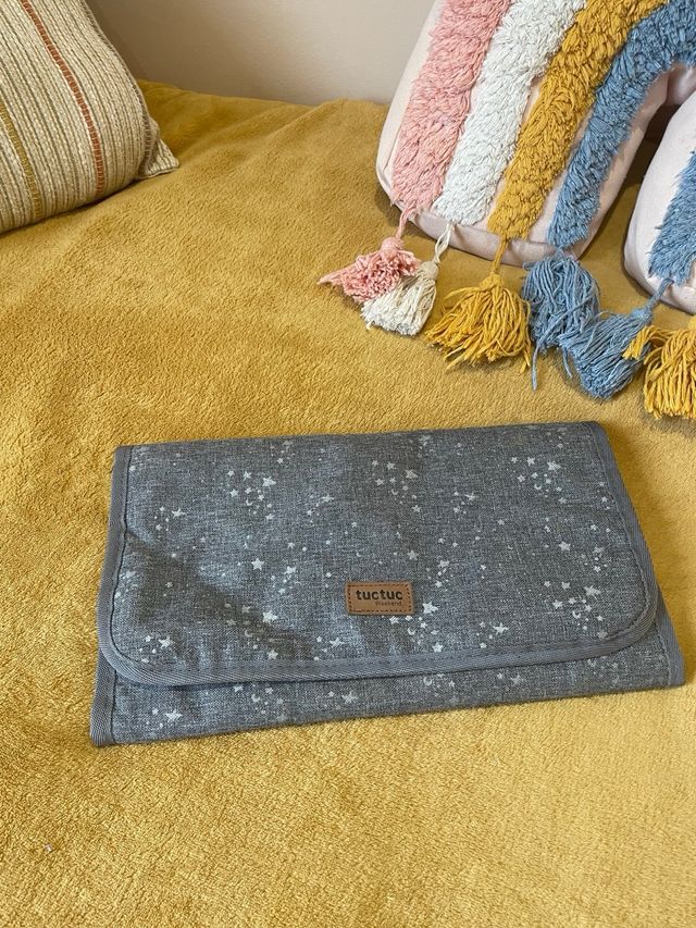 Cambiador bebé portátil plegable Tuc Tuc