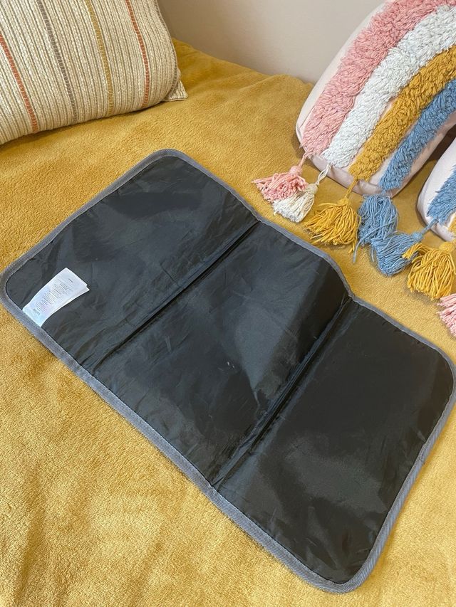 Cambiador bebé portátil plegable Tuc Tuc