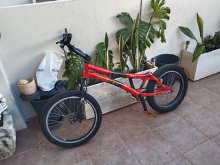 Bicicleta Monty 221 pr