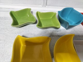 Lote Cuencos aperitivos,salero y pinchos