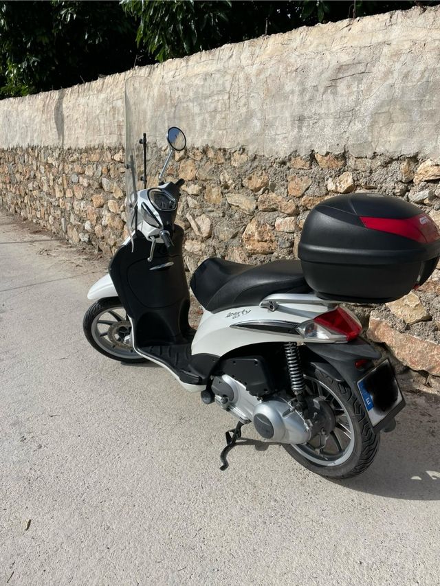 Scooter Piaggio liberty 125