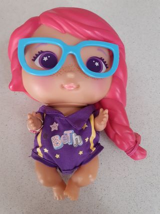 Muñeca Bellie Beht