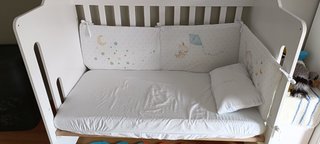 Juego textil edredón y protector para la cuna