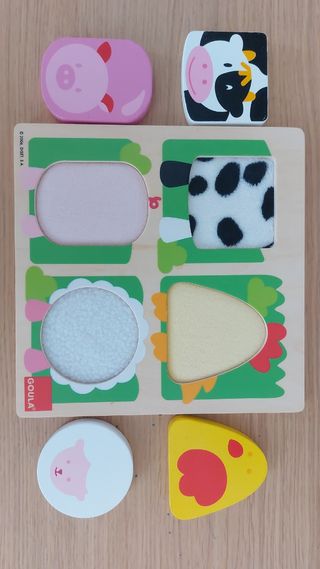 Puzzle granja tela