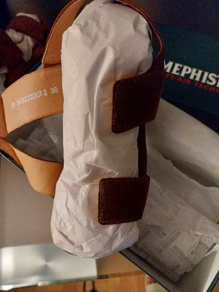 Sandalias mujer firma Mephisto .Sin Estenar.