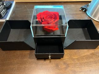 Joyero rosa eterna