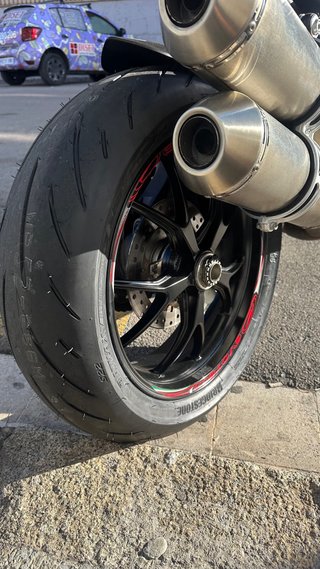 Ducati streetdighter  848