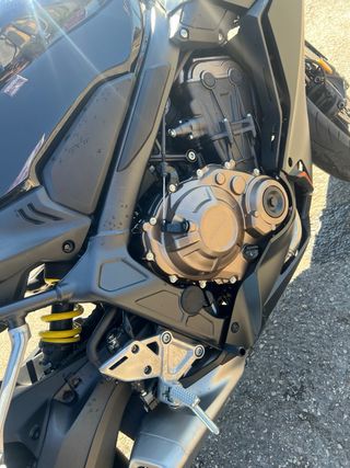 HONDA CBR 650R