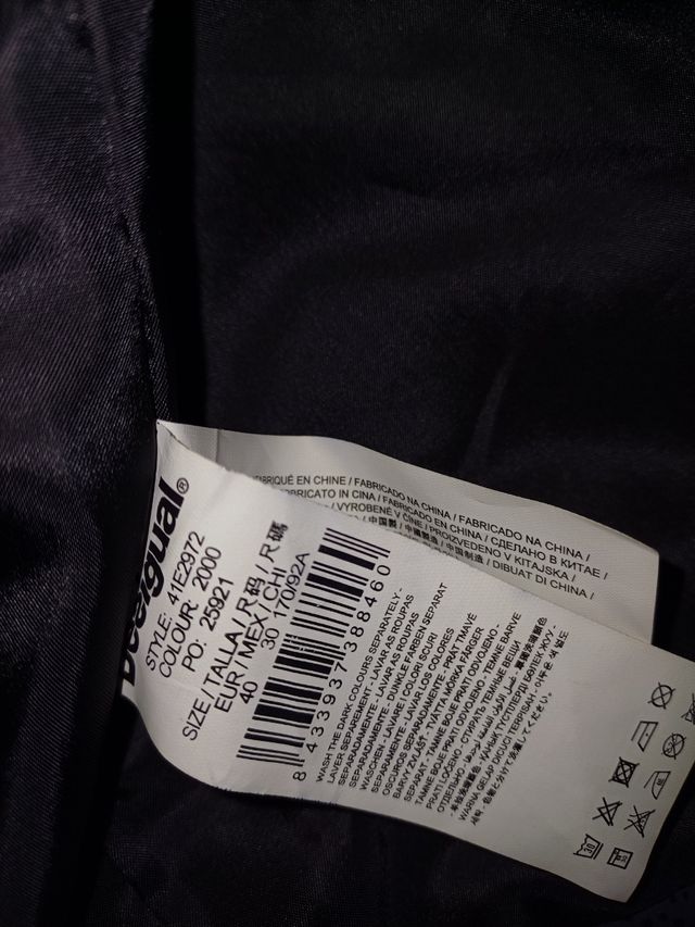 Abrigo fino desigual, gris y negro,40