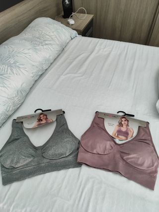 Lote dos sujetadores deportivos dos x 8€ 