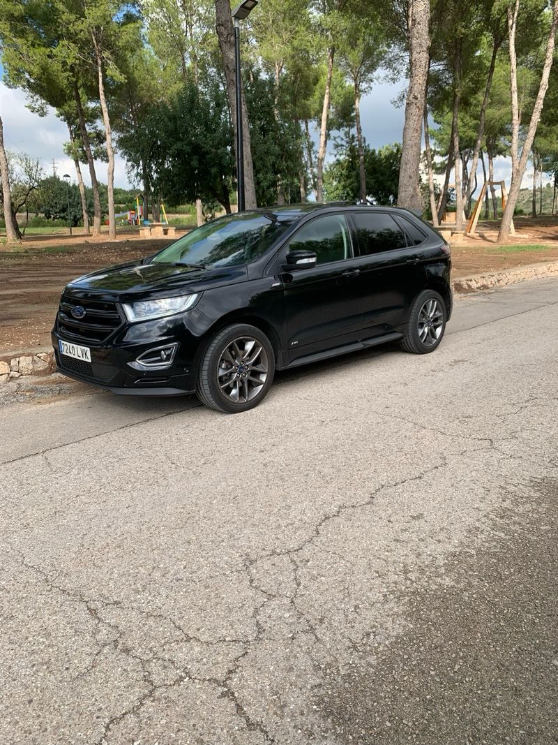 Ford Edge 2018 - foto 1