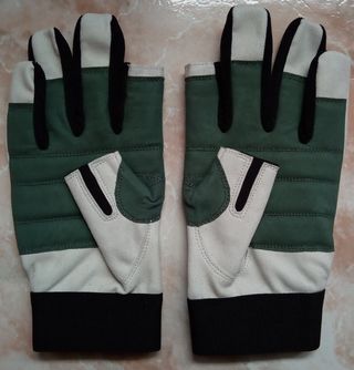 Guantes deportivos náuticos