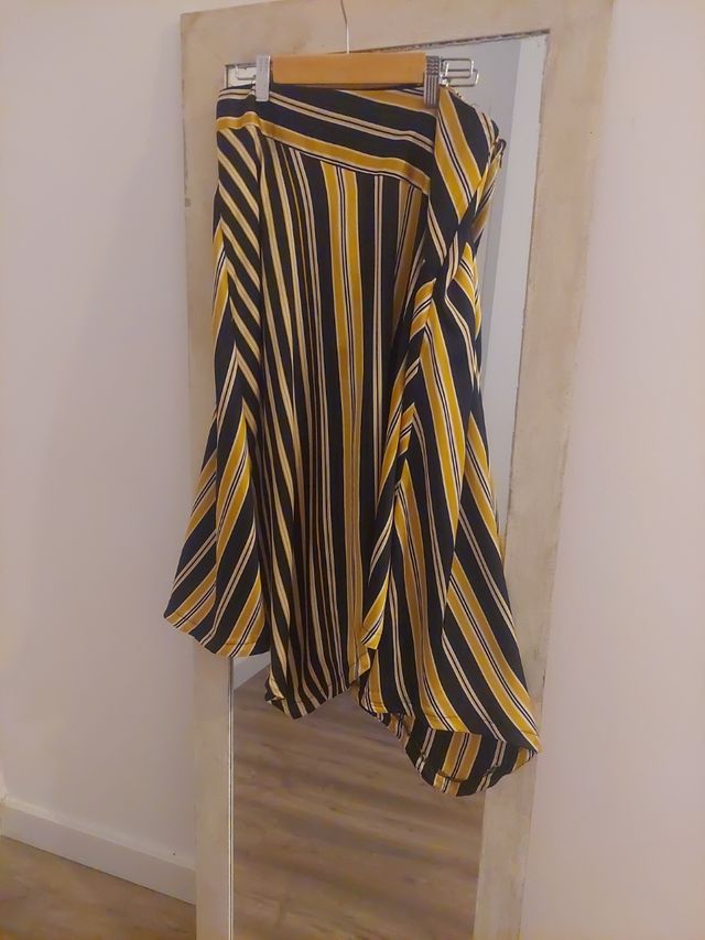 Falda satinada  mujer