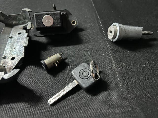 Juego cerraduras vectra a gt airbag