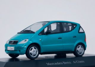 MERCEDES BENZ A -CLASS 1/43 HERPA PRODUCTO OFICIAL