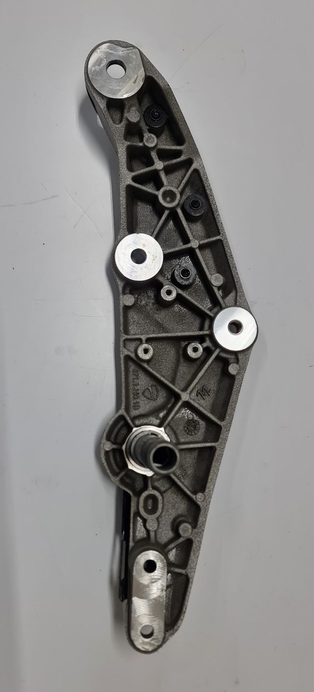 SOPORTE LATERAL SUB CHASIS TRASERO DUCATI