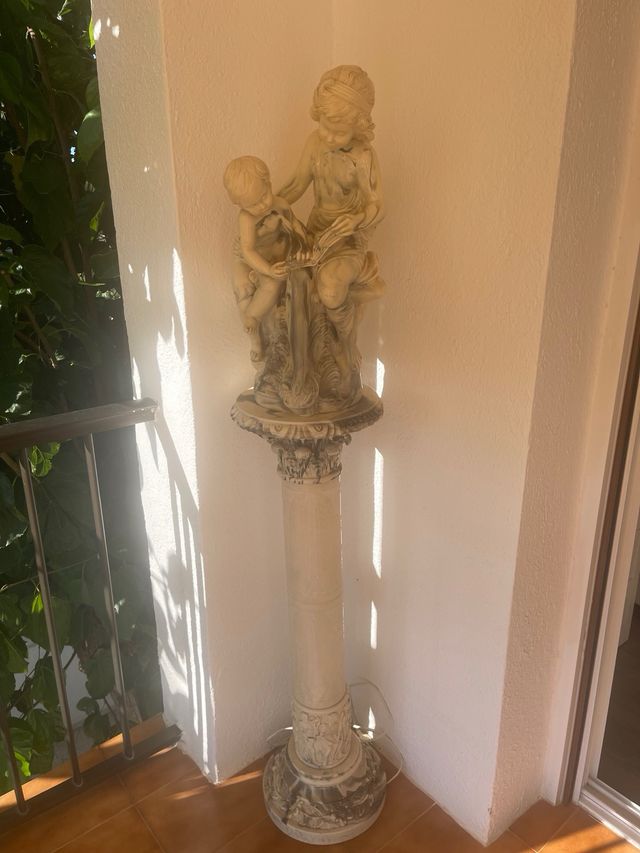 FIGURA - LAMPARA - MARMOL