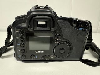 Canon EOS 10D digital reflex. Bajada de precio