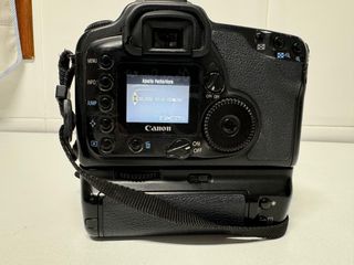 Canon EOS 10D digital reflex. Bajada de precio